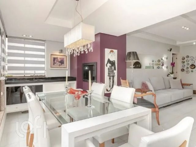 Apartamento com 90m², 2 dormitórios, 1 suíte, 1 vaga, Petrópolis em Porto Alegre