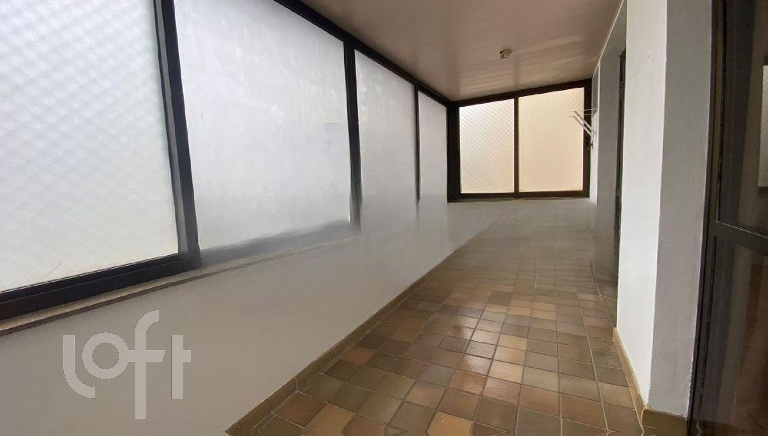 Apartamento à venda com 4 quartos, 340m² - Foto 17