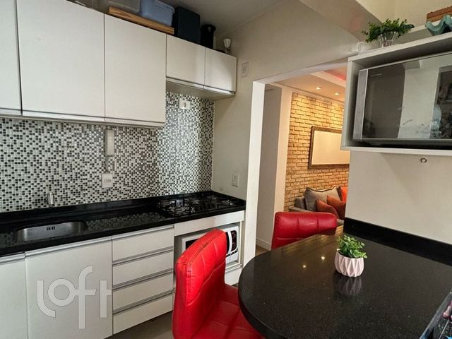 Apartamento com 53m², 2 dormitórios, Cidade Baixa em Porto Alegre