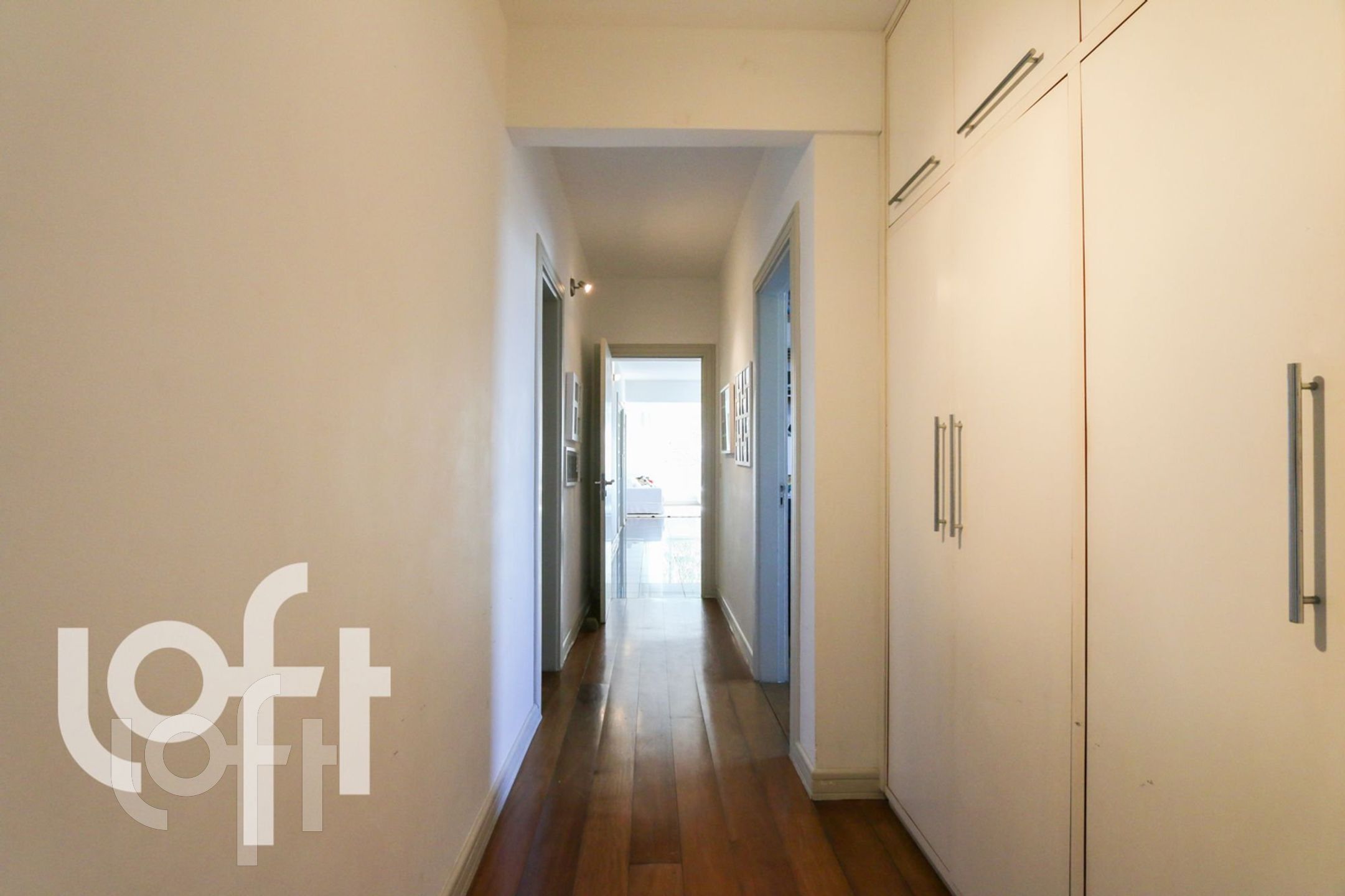 Apartamento à venda com 4 quartos, 186m² - Foto 47