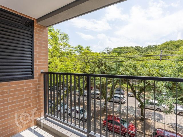 Apartamento com 68m², 2 dormitórios, 1 suíte, 1 vaga, Farroupilha em Porto Alegre