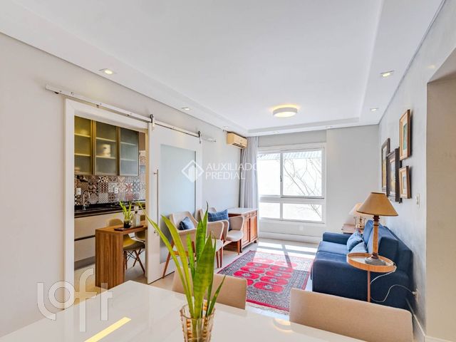 Apartamento com 90m², 3 dormitórios, 1 vaga, Santana em Porto Alegre