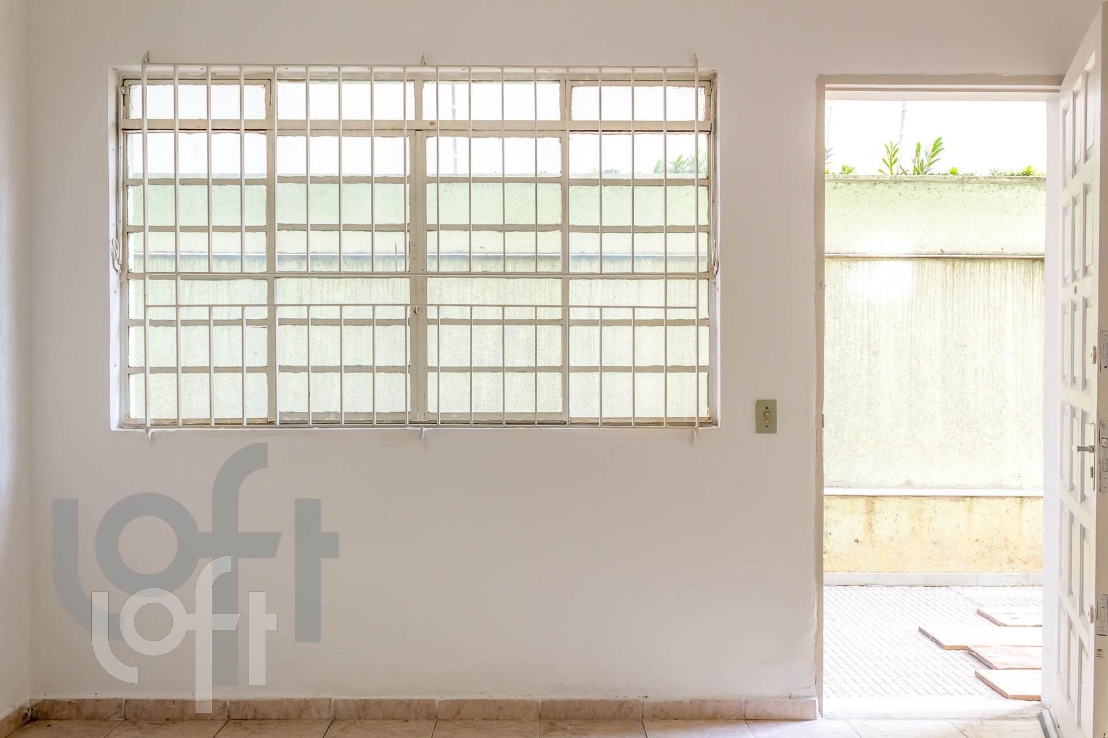 Apartamento à venda com 1 quarto, 42m² - Foto 1