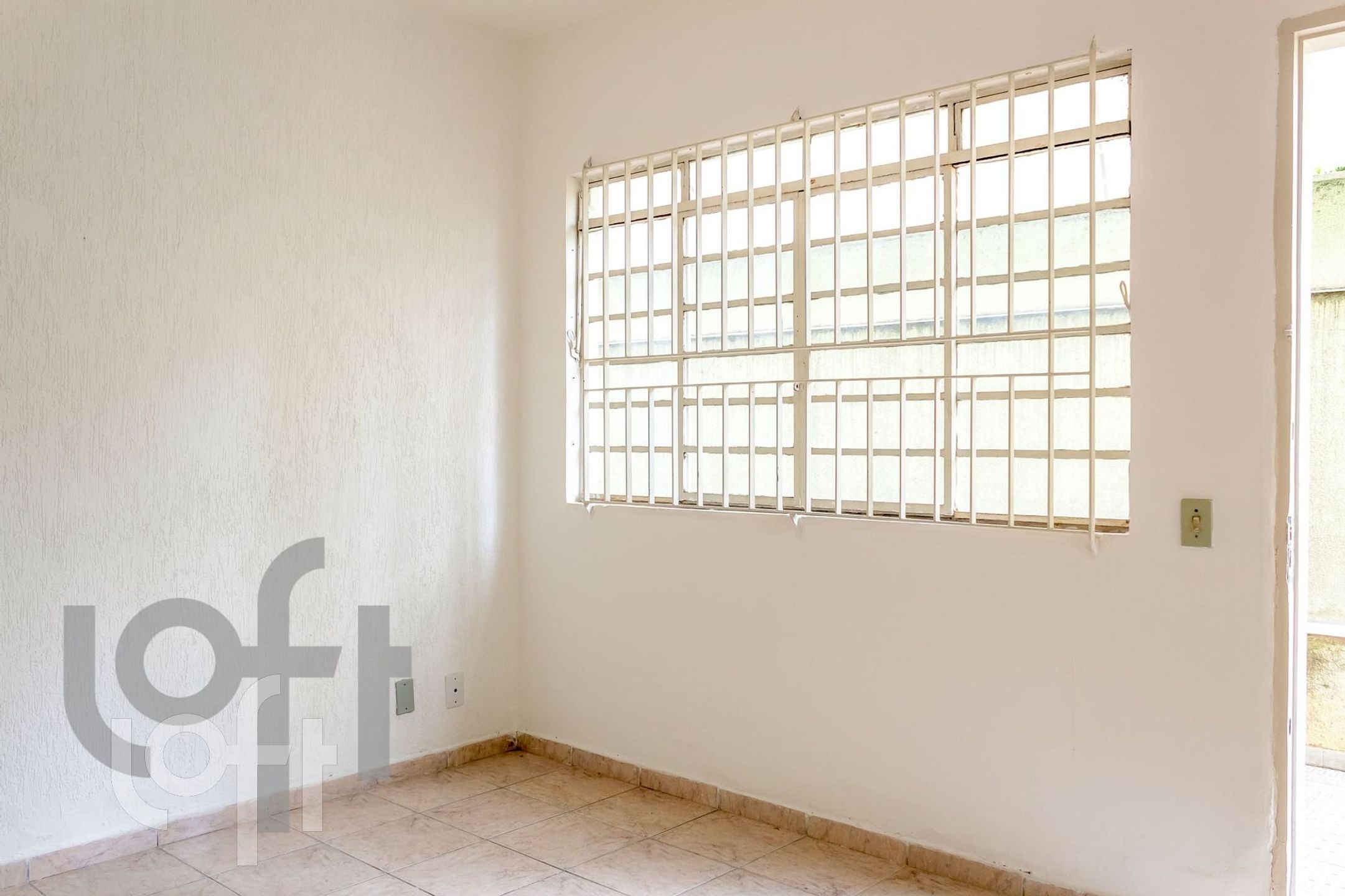 Apartamento à venda com 1 quarto, 42m² - Foto 11