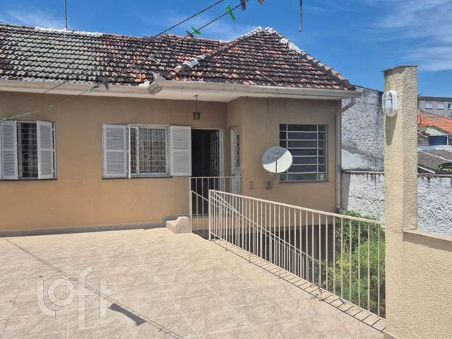 Casa com 177m², 3 dormitórios, 3 vagas, Vila Ipiranga em Porto Alegre