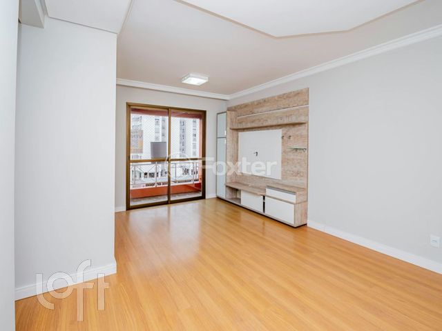 Apartamento com 73m², 3 dormitórios, 1 vaga, Chácara das Pedras em Porto Alegre
