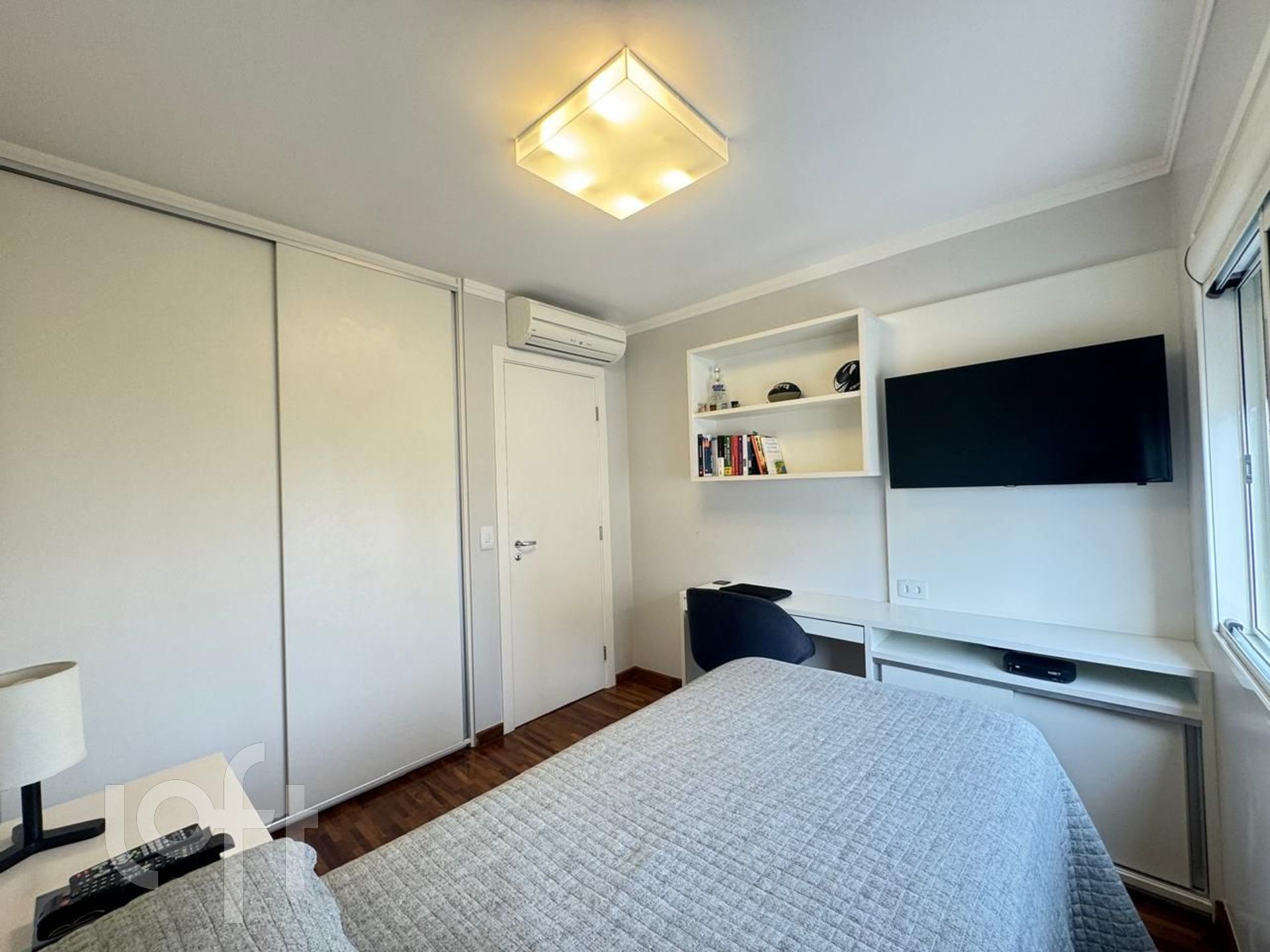 Apartamento à venda com 4 quartos, 162m² - Foto 11