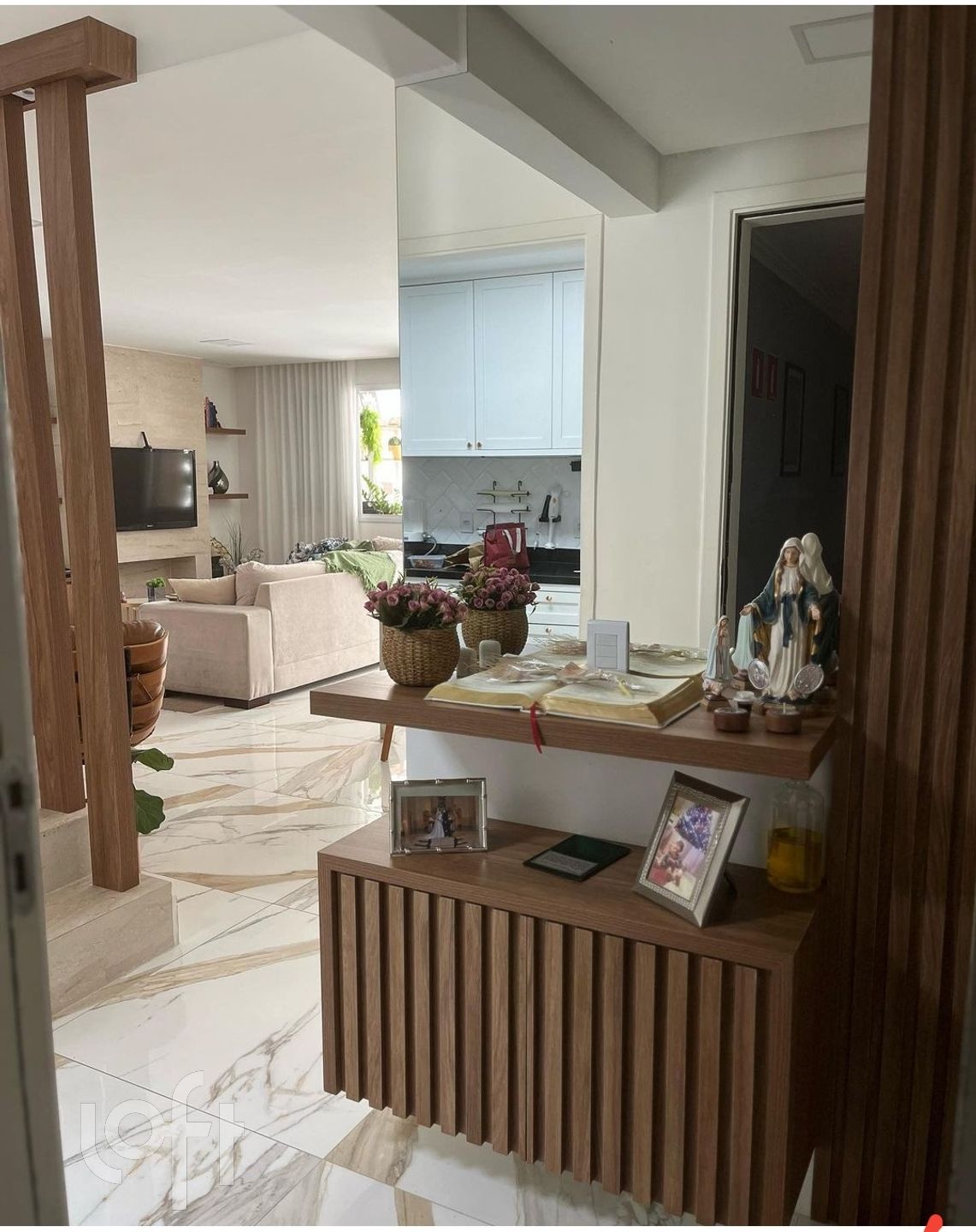 Apartamento à venda com 3 quartos, 233m² - Foto 6