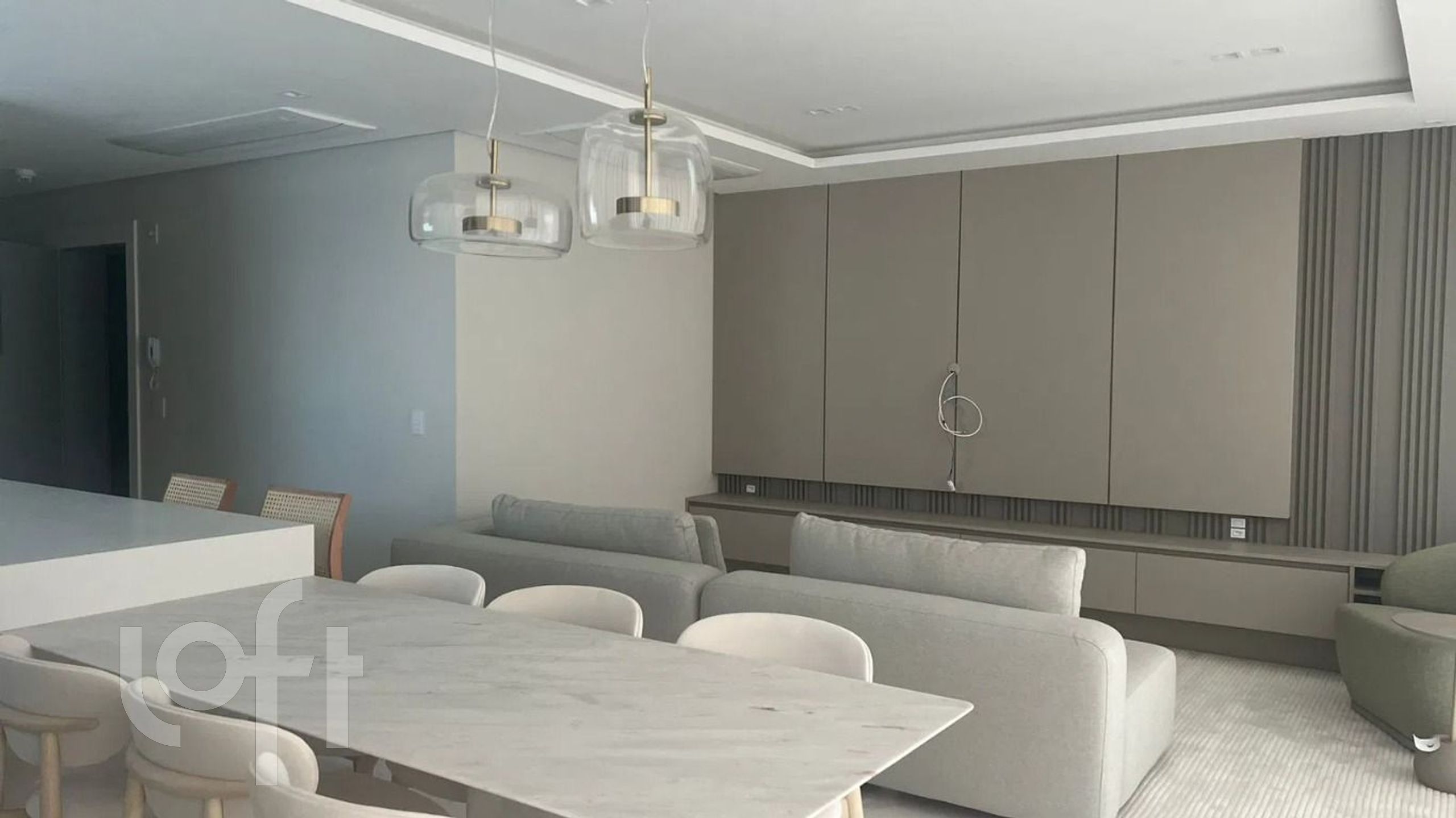 Apartamentos com 150m², 4 quartos, 4 suítes, 3 garagens, no bairro Centro em Balneário Camboriú