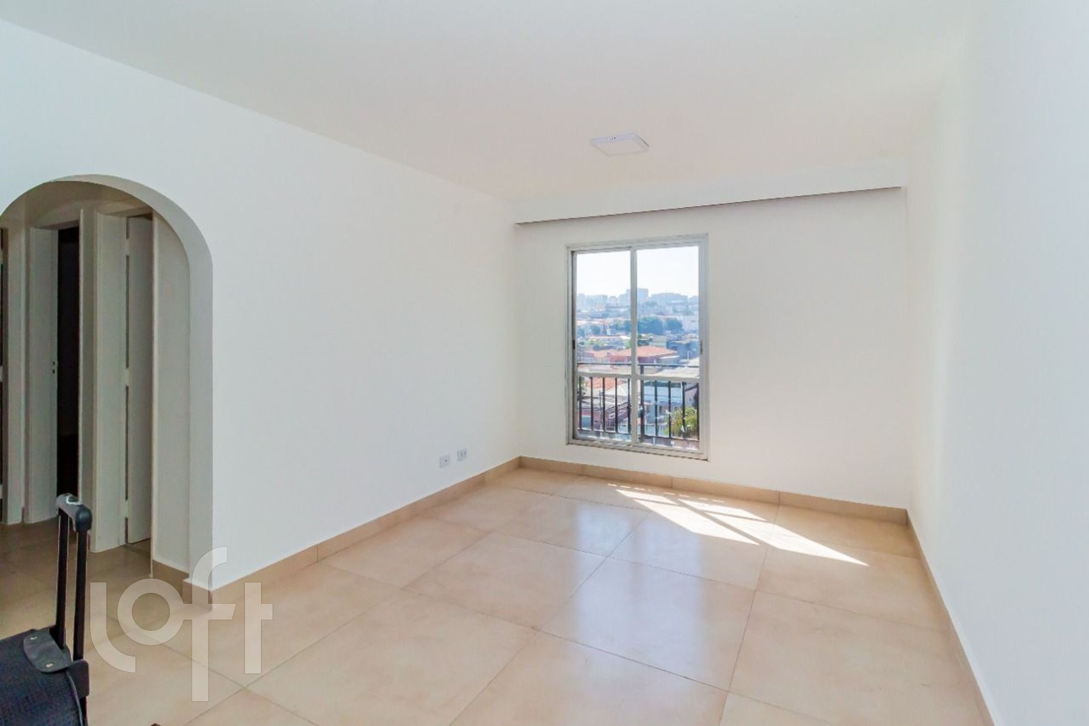 Apartamento à venda com 3 quartos, 66m² - Foto 1