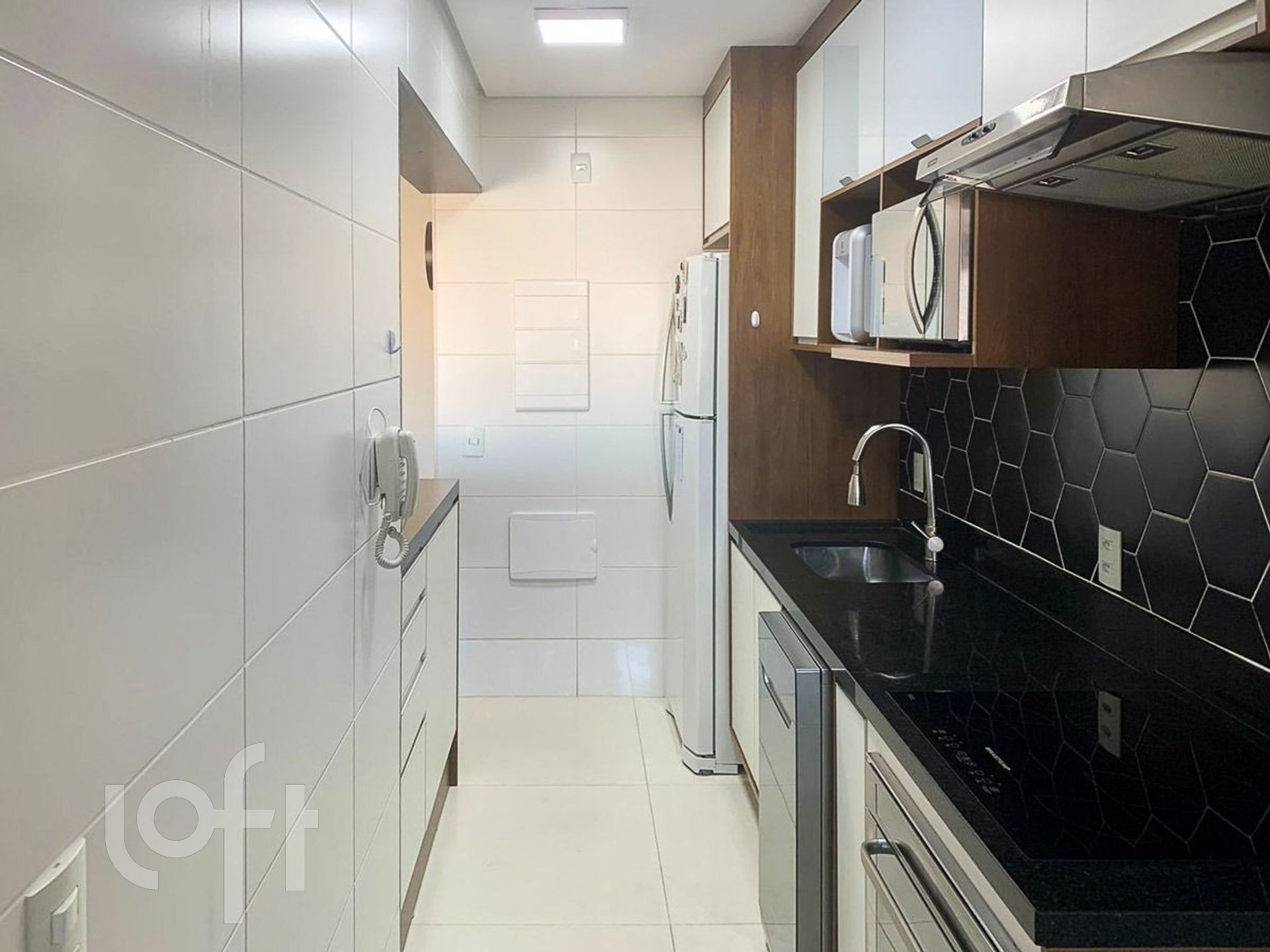 Apartamento à venda com 2 quartos, 74m² - Foto 10