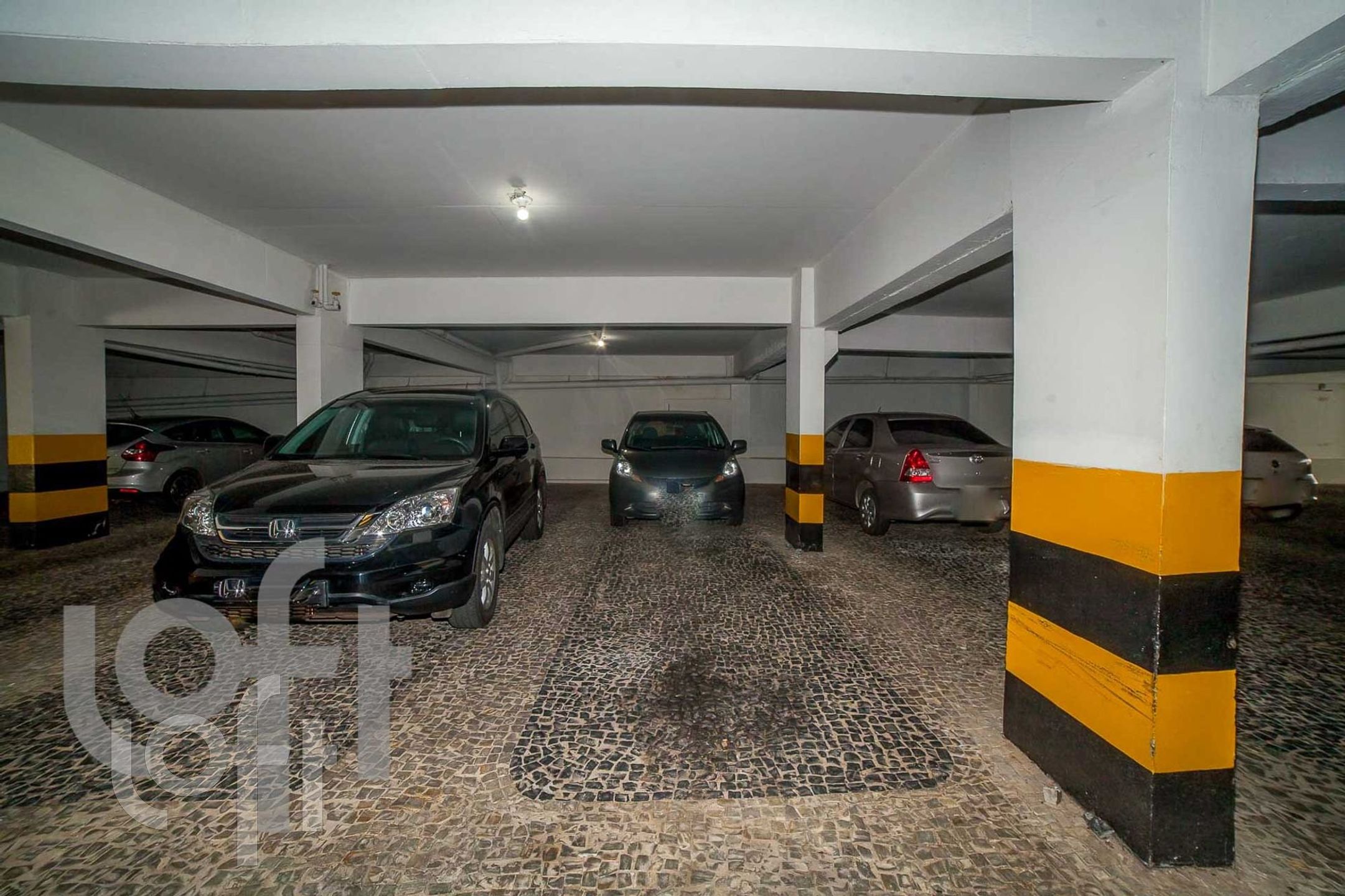 Apartamento à venda com 4 quartos, 280m² - Foto 7