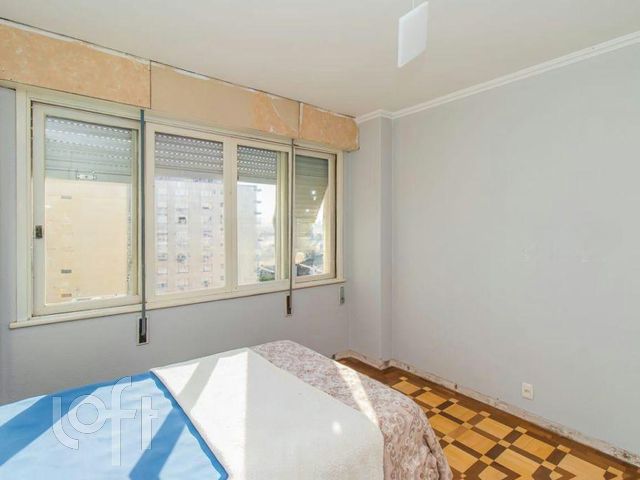 Apartamento com 230m², 3 dormitórios, 1 vaga, Independência em Porto Alegre