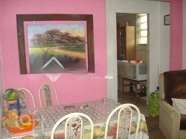 Casa com 150m², 2 dormitórios, 3 vagas, Santana em Porto Alegre