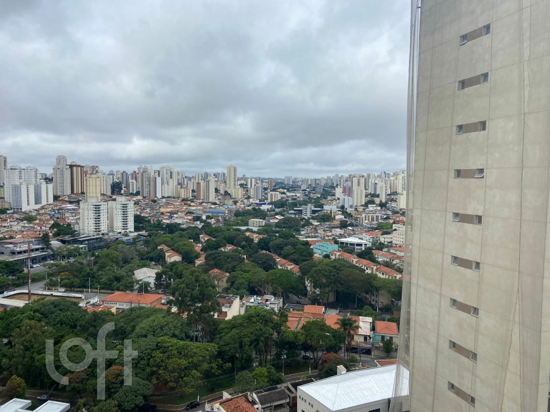 Apartamento à venda com 3 quartos, 147m² - Foto 2