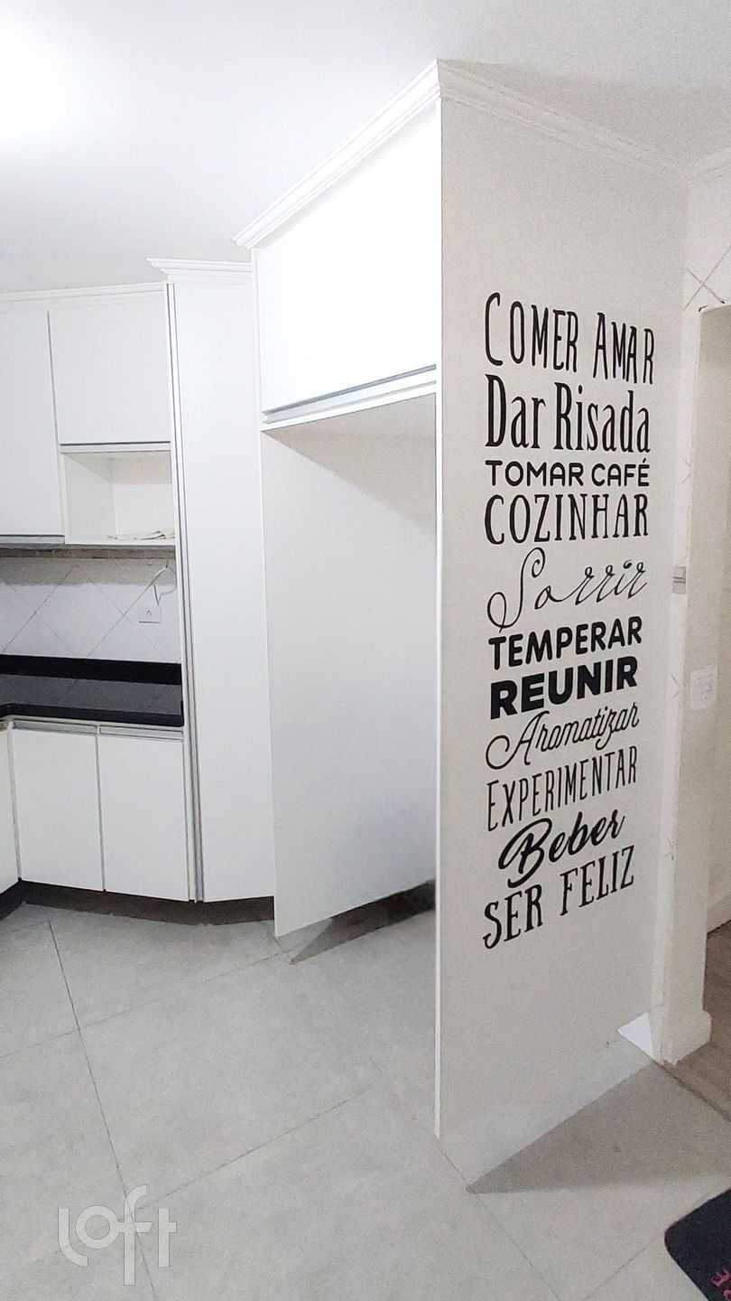 Apartamento à venda com 2 quartos, 70m² - Foto 7