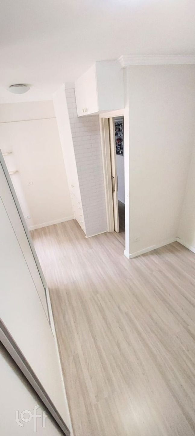 Apartamento à venda com 2 quartos, 70m² - Foto 4