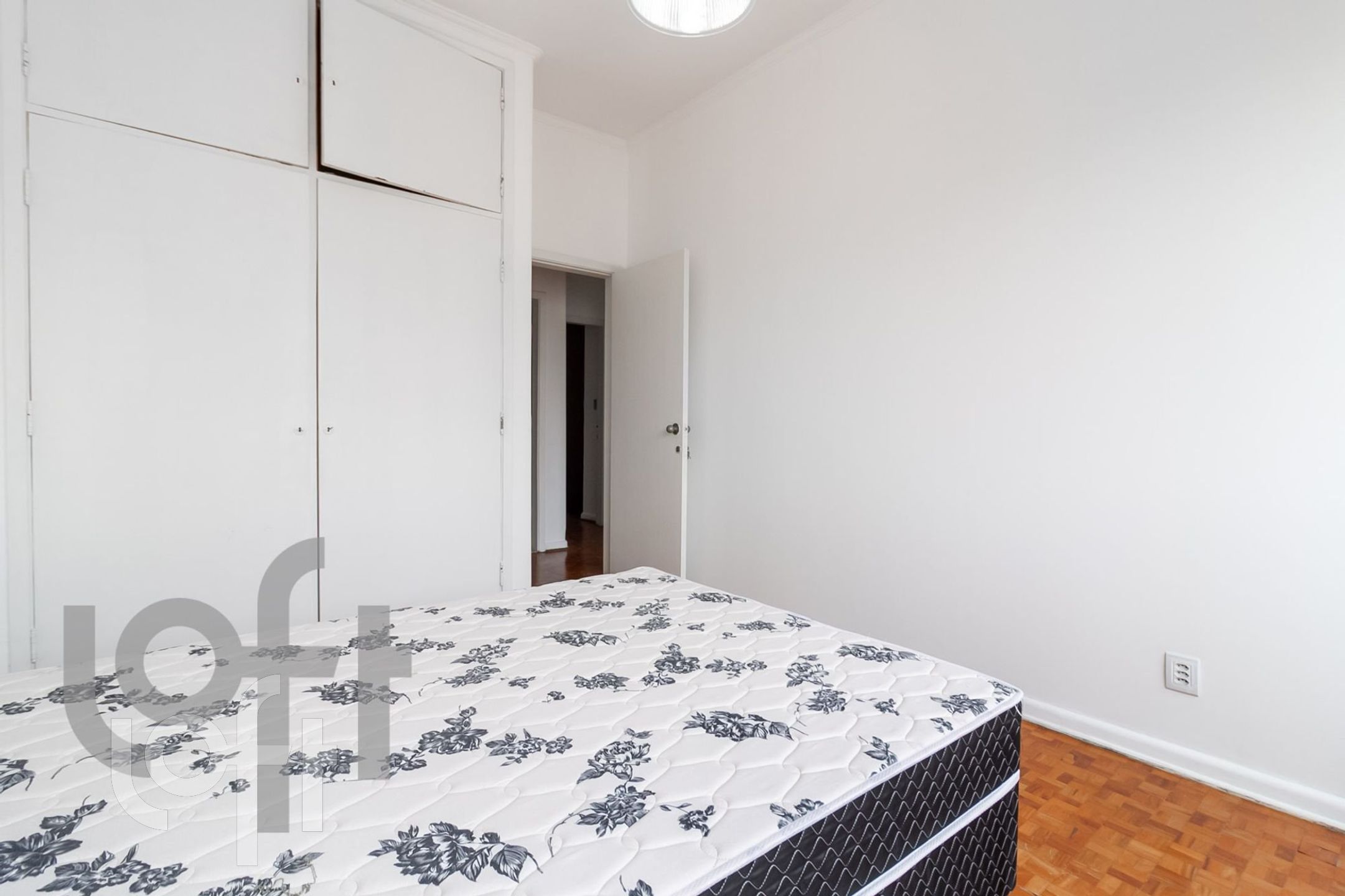 Apartamento à venda com 3 quartos, 156m² - Foto 6