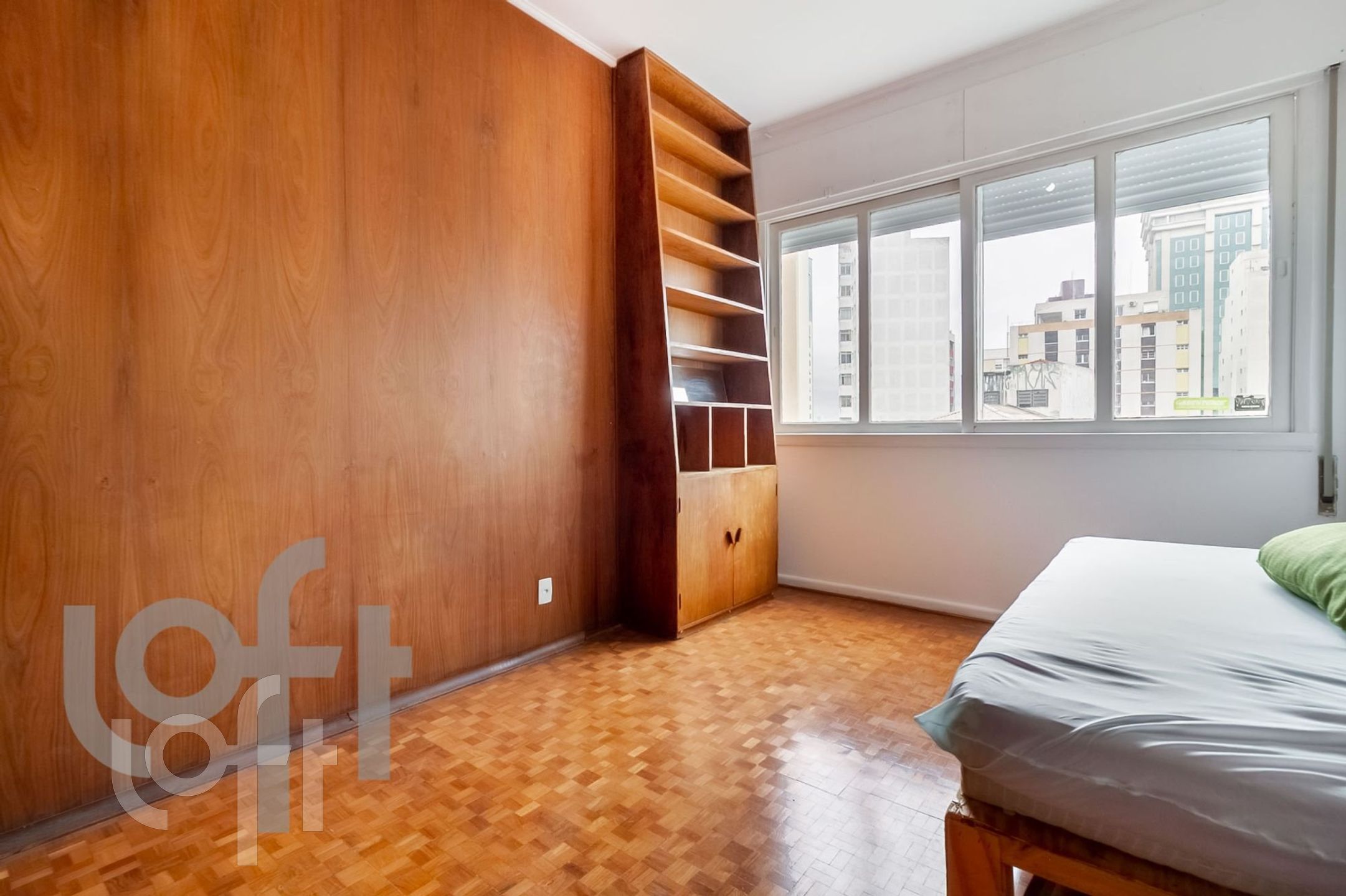 Apartamento à venda com 3 quartos, 156m² - Foto 11