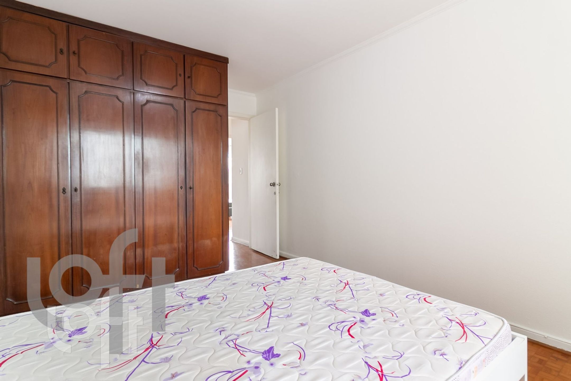 Apartamento à venda com 3 quartos, 156m² - Foto 3