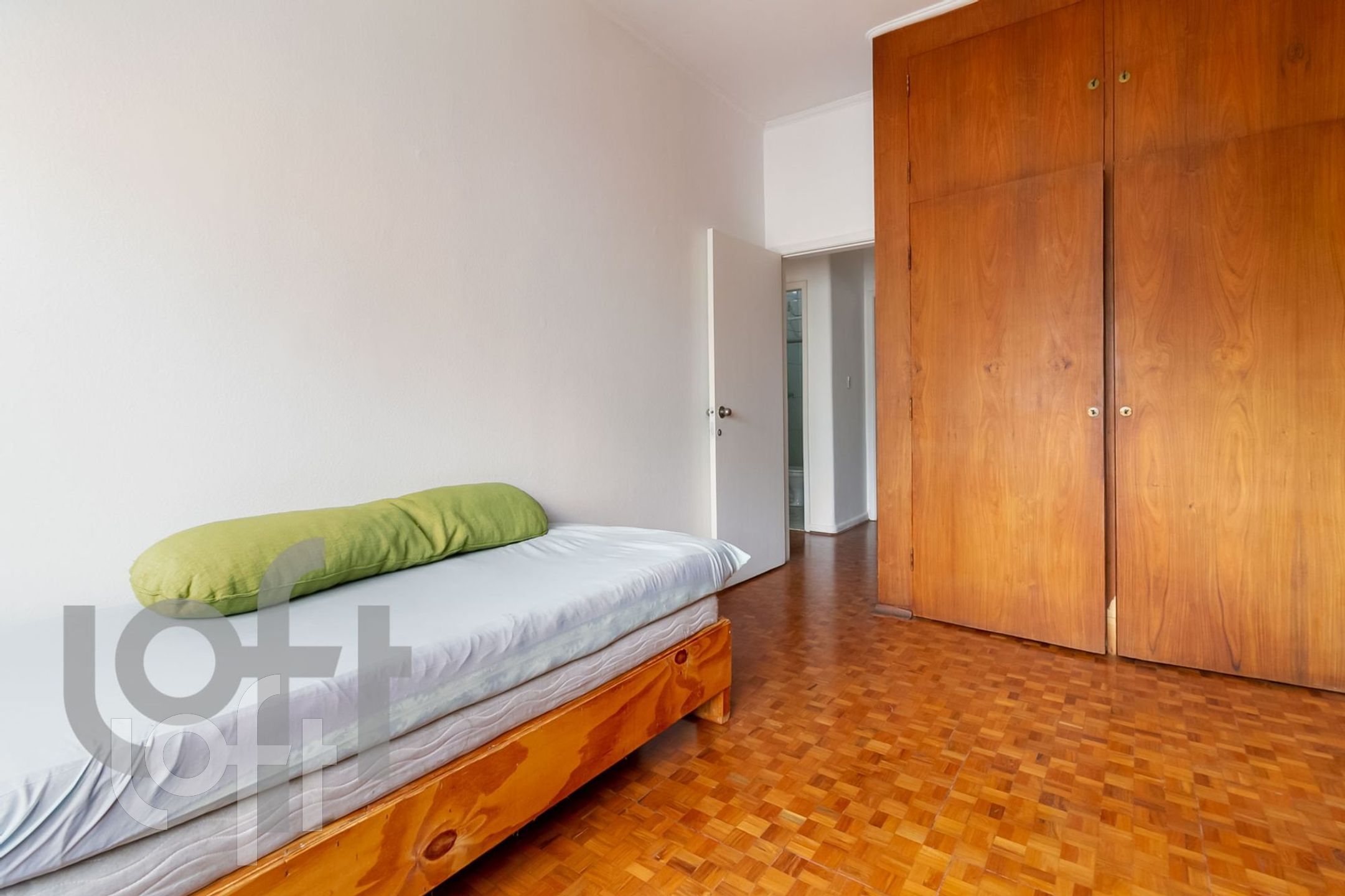 Apartamento à venda com 3 quartos, 156m² - Foto 9