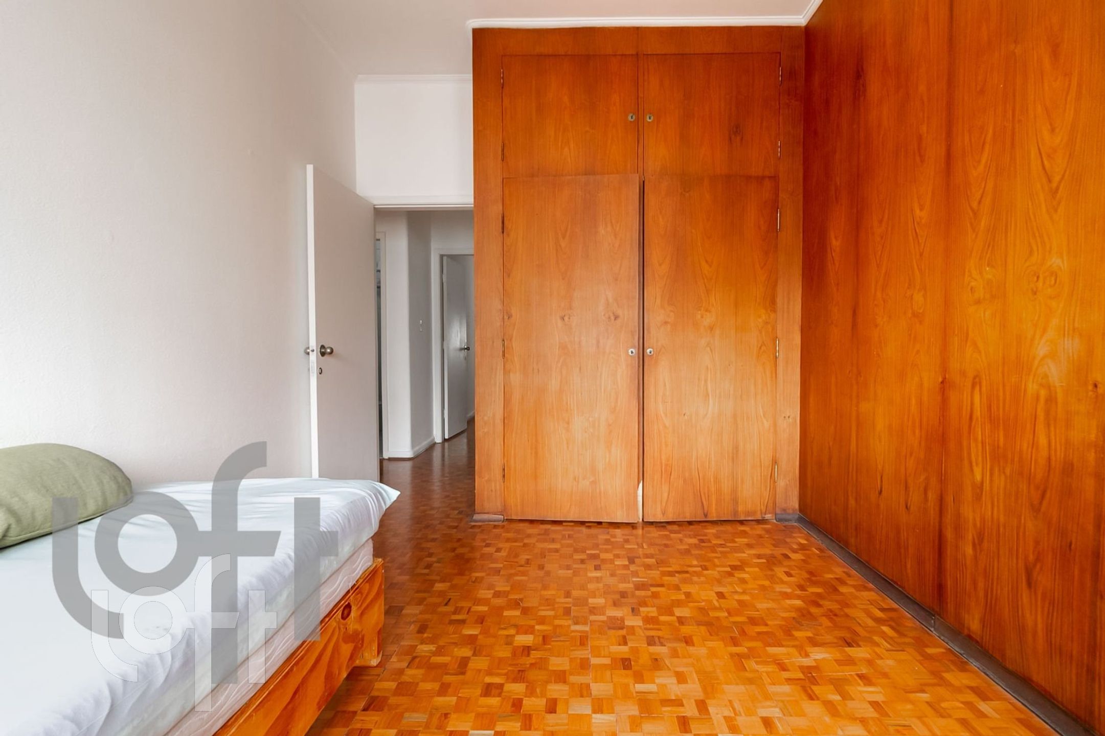 Apartamento à venda com 3 quartos, 156m² - Foto 10