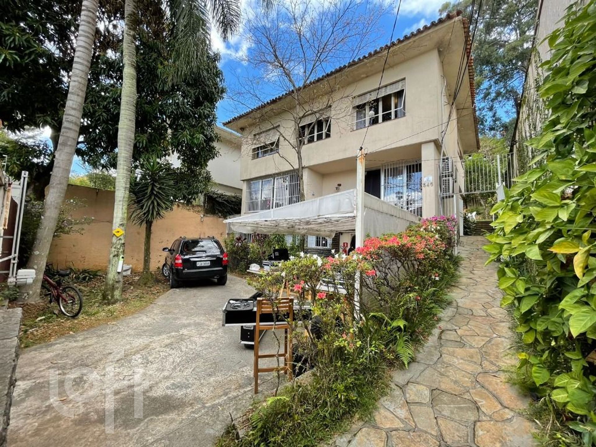 Casa à venda com 3 quartos, 345m² - Foto 4