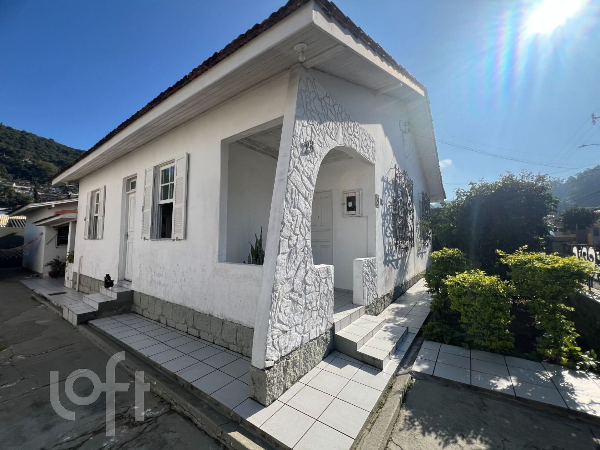 Casa Residencial com 201m², 4 quartos, 6 garagens, no bairro Saco dos limões em Florianópolis