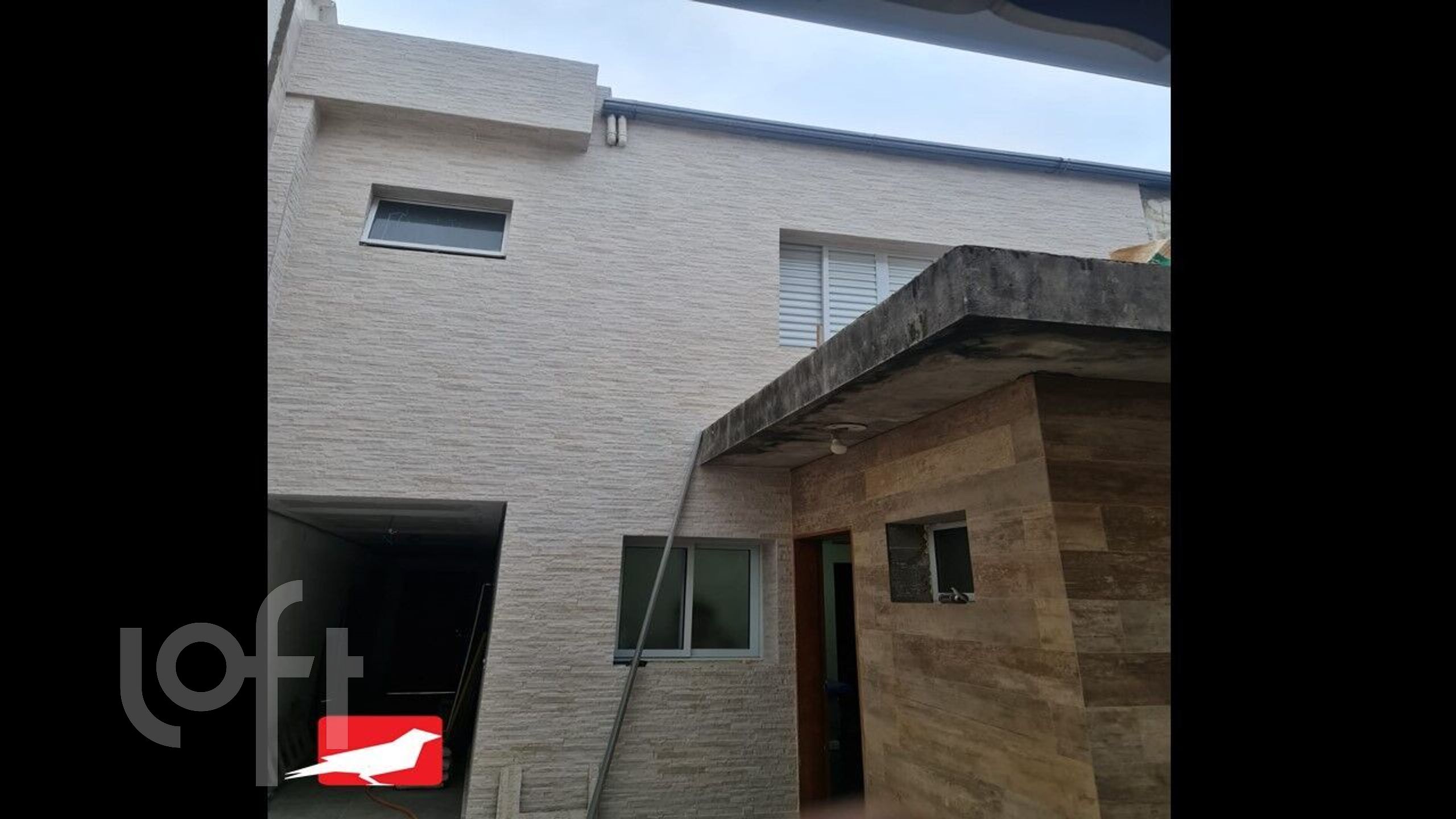 Casa à venda com 2 quartos, 80m² - Foto 3