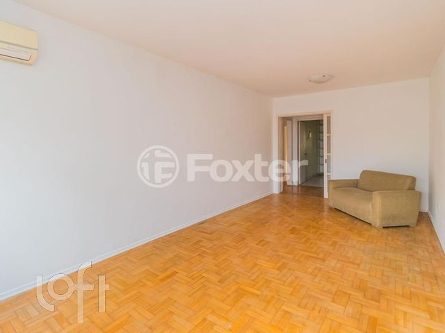 Apartamento com 145m², 3 dormitórios, 1 suíte, 1 vaga, Petrópolis em Porto Alegre