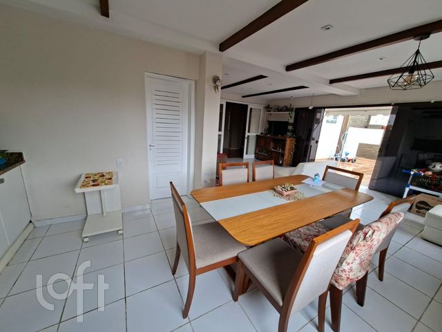 Apartamento com 148m², 3 dormitórios, 2 vagas, Higienópolis em Porto Alegre