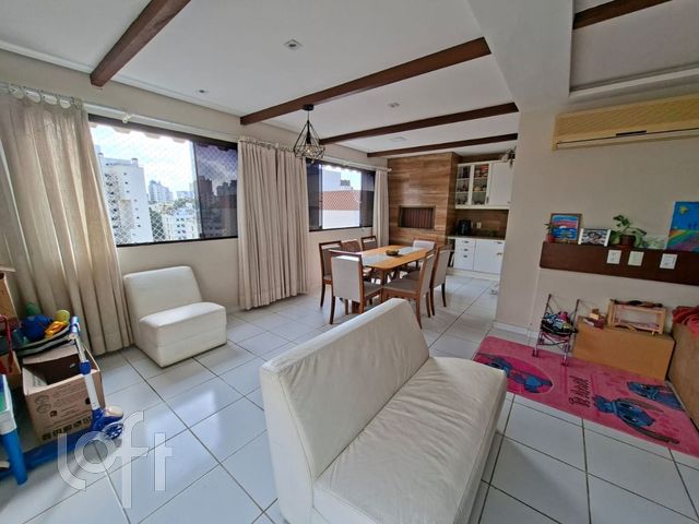 Apartamento com 148m², 3 dormitórios, 2 vagas, Higienópolis em Porto Alegre