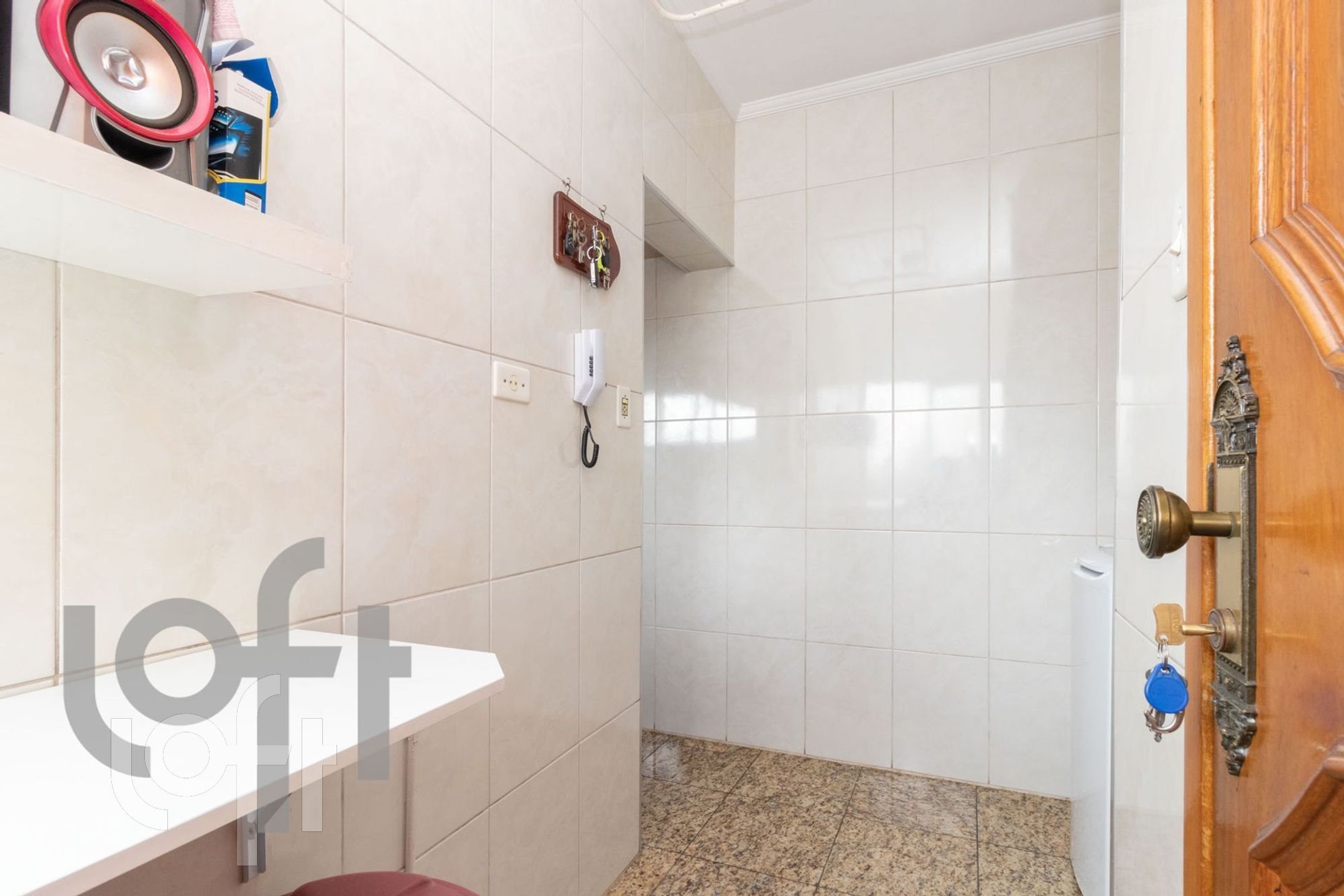 Apartamento à venda com 2 quartos, 70m² - Foto 17