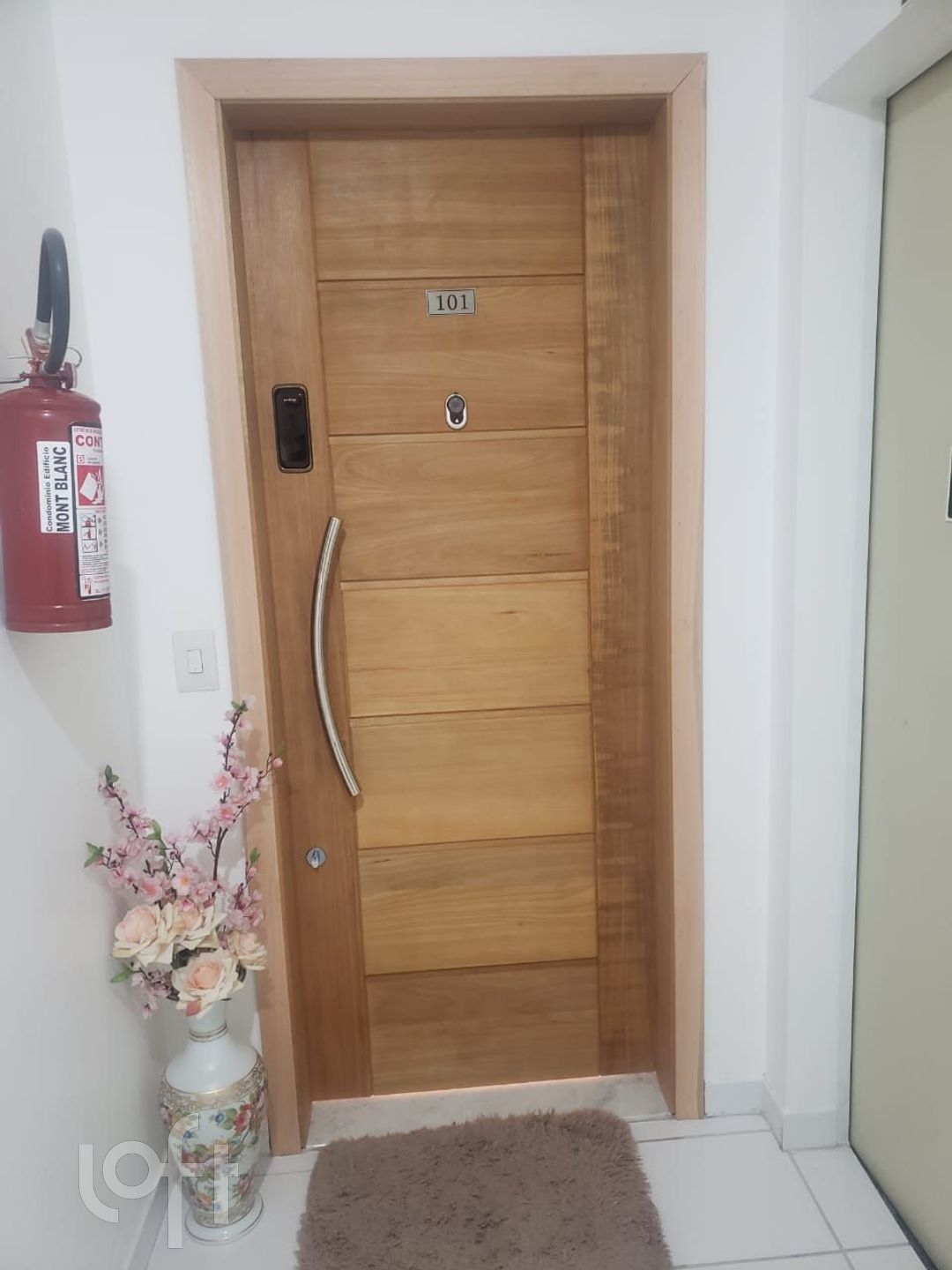 Apartamento à venda com 3 quartos, 105m² - Foto 8