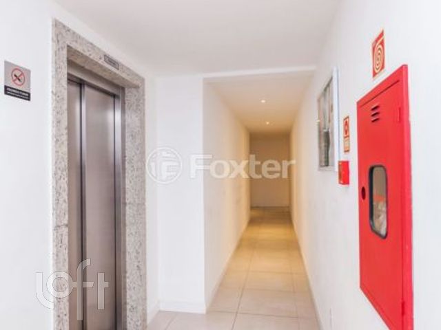 Apartamento com 56m², 2 dormitórios, 1 suíte, 1 vaga, Floresta em Porto Alegre