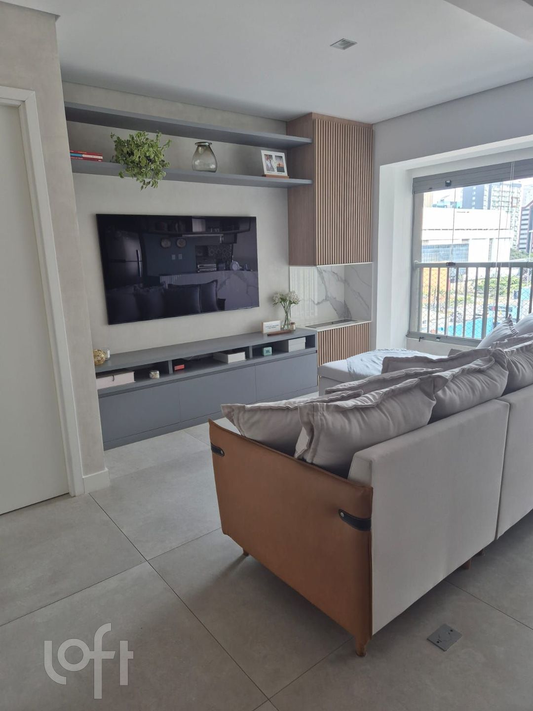 Apartamento à venda com 1 quarto, 76m² - Foto 4