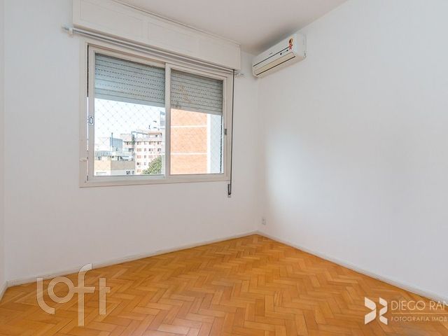 Apartamento com 99m², 3 dormitórios, 1 suíte, 1 vaga, Moinhos de Vento em Porto Alegre
