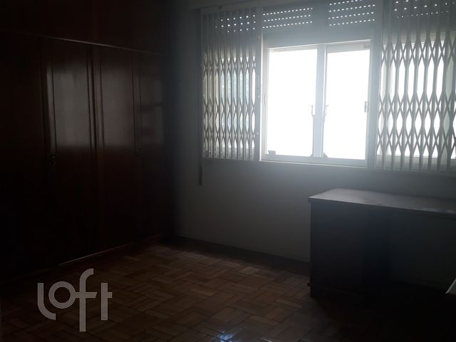 Apartamento com 100m², 3 dormitórios, 1 vaga, Independência em Porto Alegre