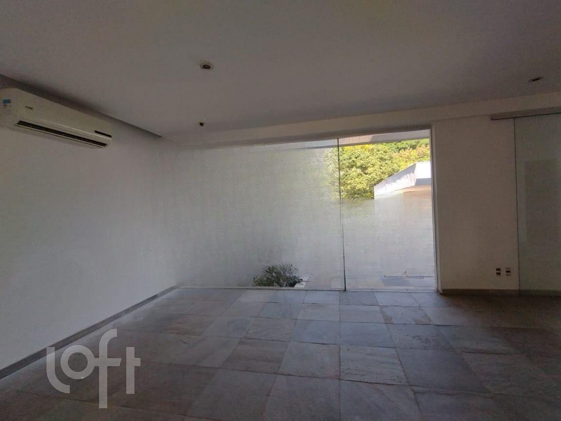 Casa à venda com 6 quartos, 850m² - Foto 9