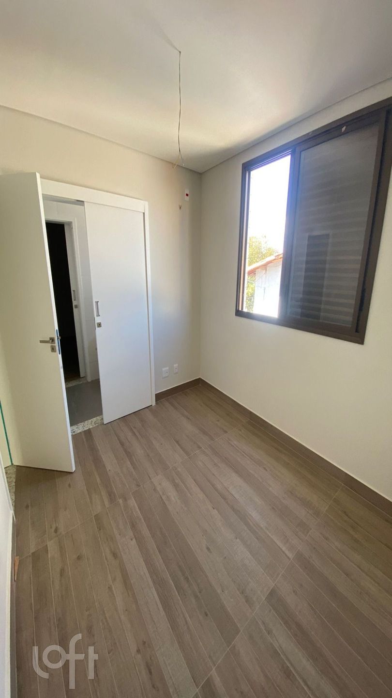 Apartamento à venda com 4 quartos, 156m² - Foto 7