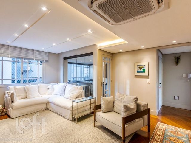 Apartamento com 123m², 3 dormitórios, 1 suíte, 2 vagas, Petrópolis em Porto Alegre