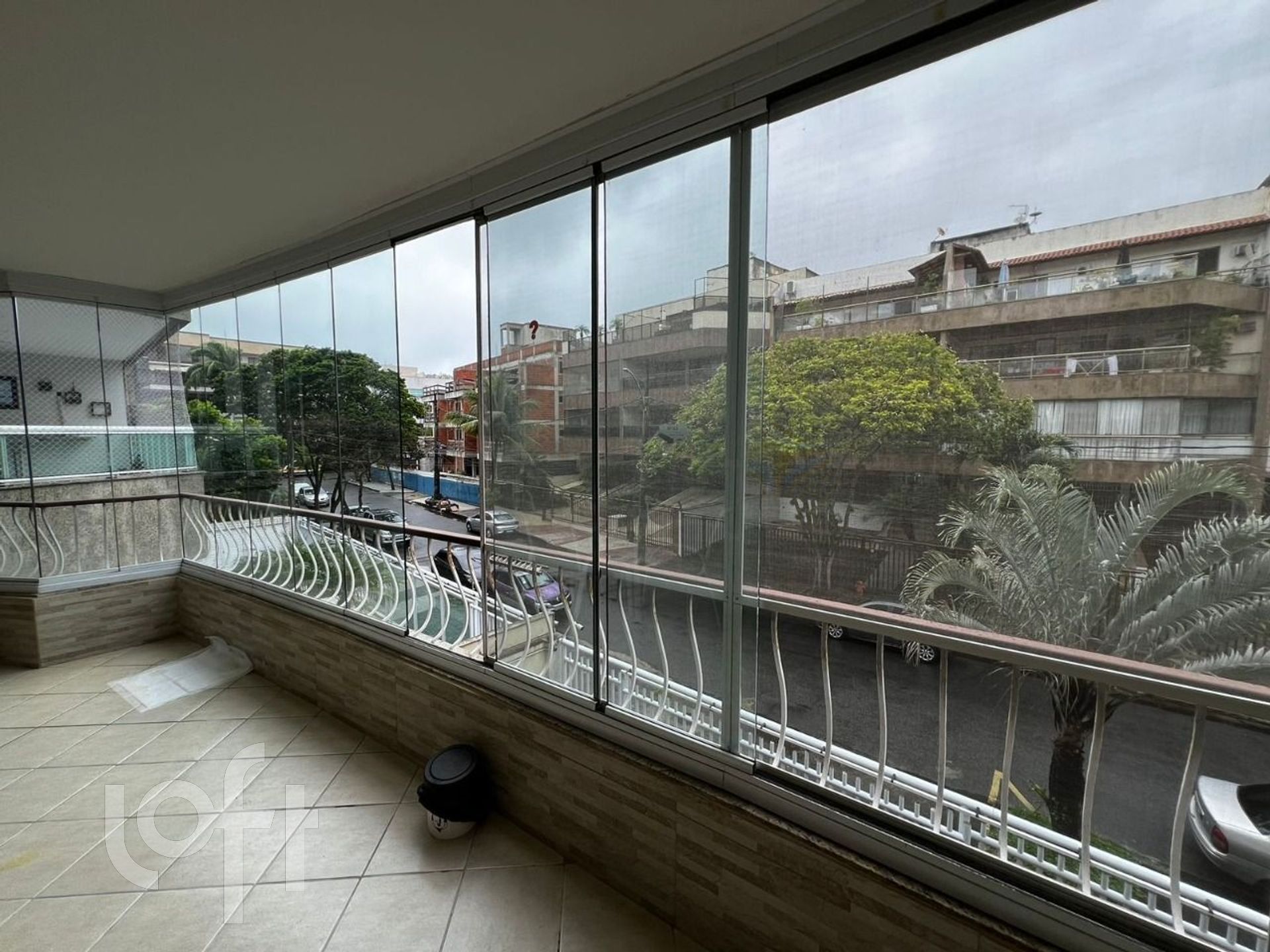 Apartamento à venda com 3 quartos, 119m² - Foto 4