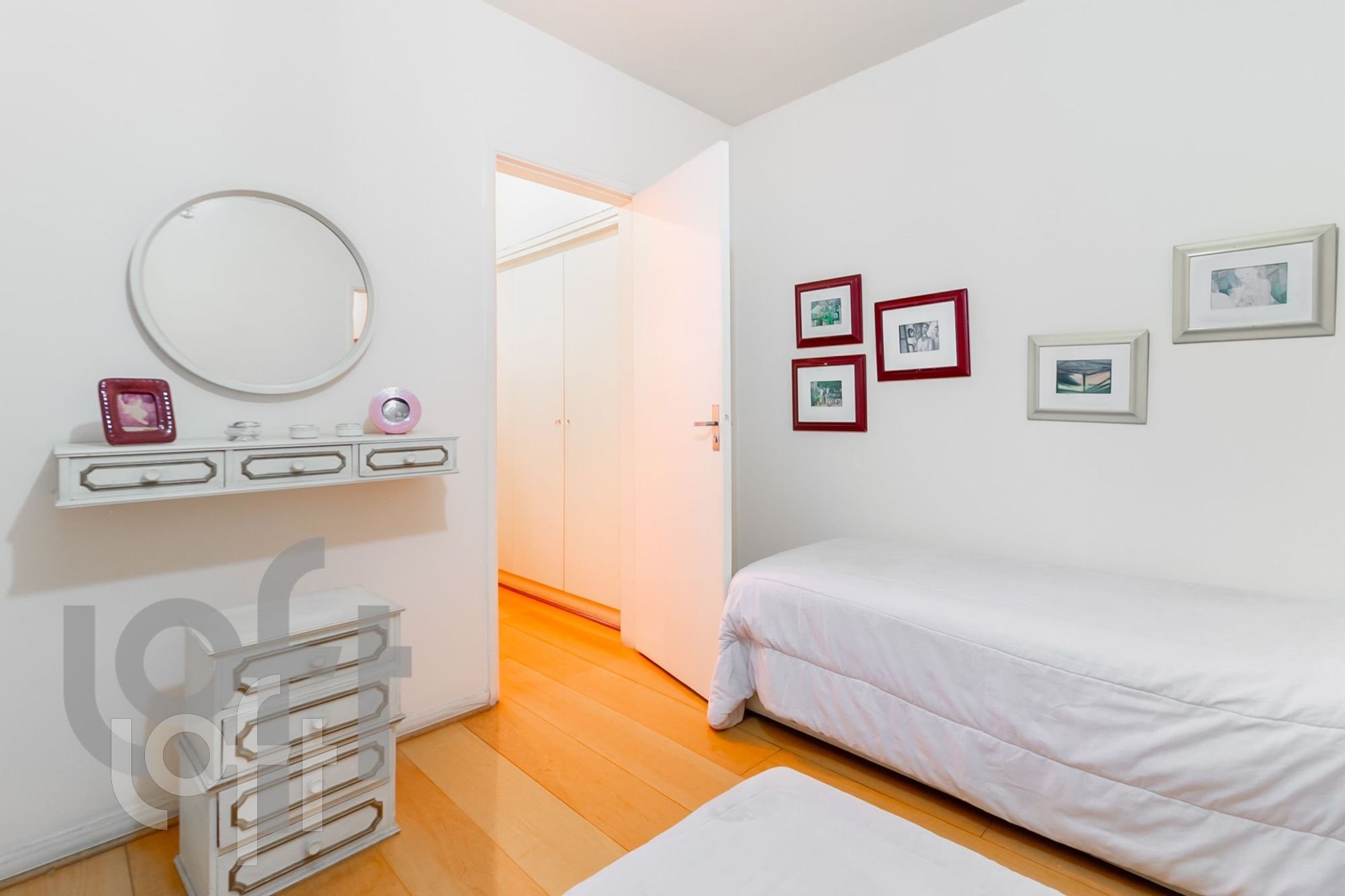 Apartamento à venda com 2 quartos, 80m² - Foto 10