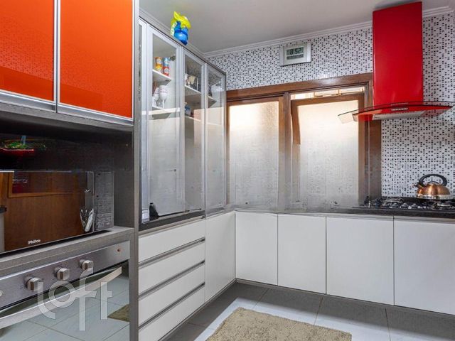 Apartamento com 92m², 2 dormitórios, 1 suíte, 1 vaga, Menino Deus em Porto Alegre