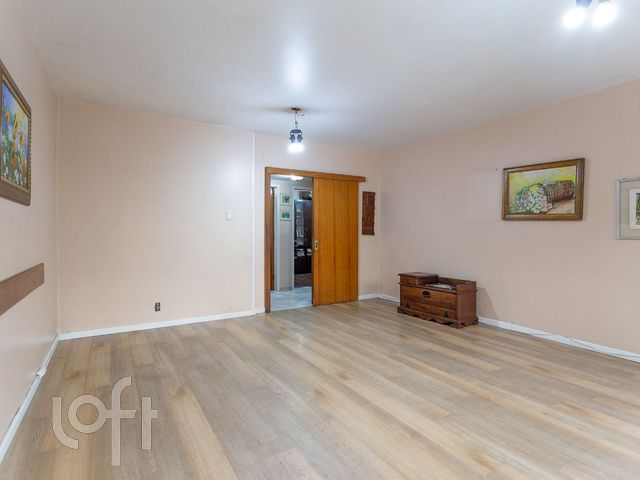 Apartamento com 120m², 3 dormitórios, 1 suíte, 1 vaga, Bom Fim em Porto Alegre