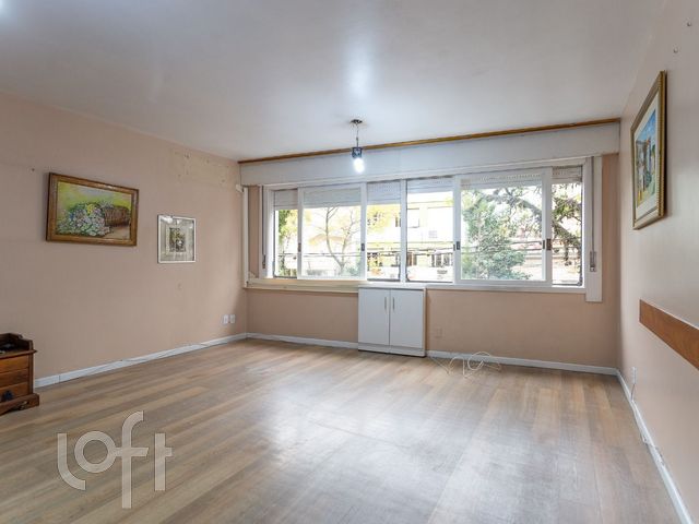 Apartamento com 120m², 3 dormitórios, 1 suíte, 1 vaga, Bom Fim em Porto Alegre