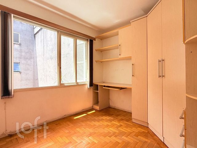 Apartamento com 100m², 3 dormitórios, 1 suíte, 1 vaga, Rio Branco em Porto Alegre