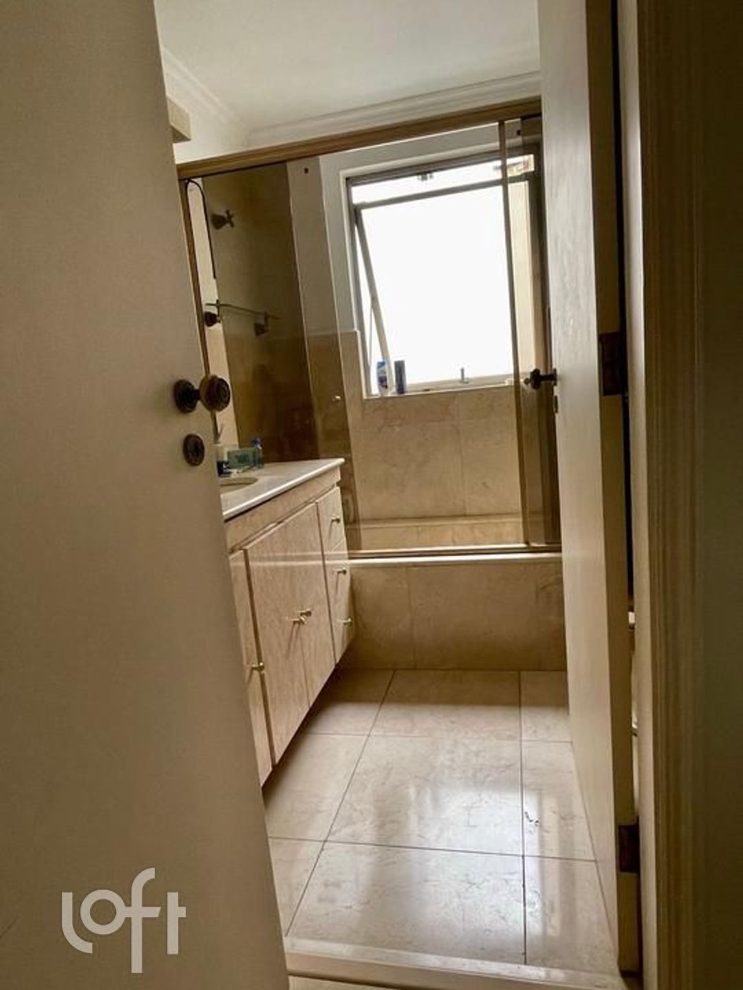 Apartamento à venda com 3 quartos, 230m² - Foto 9