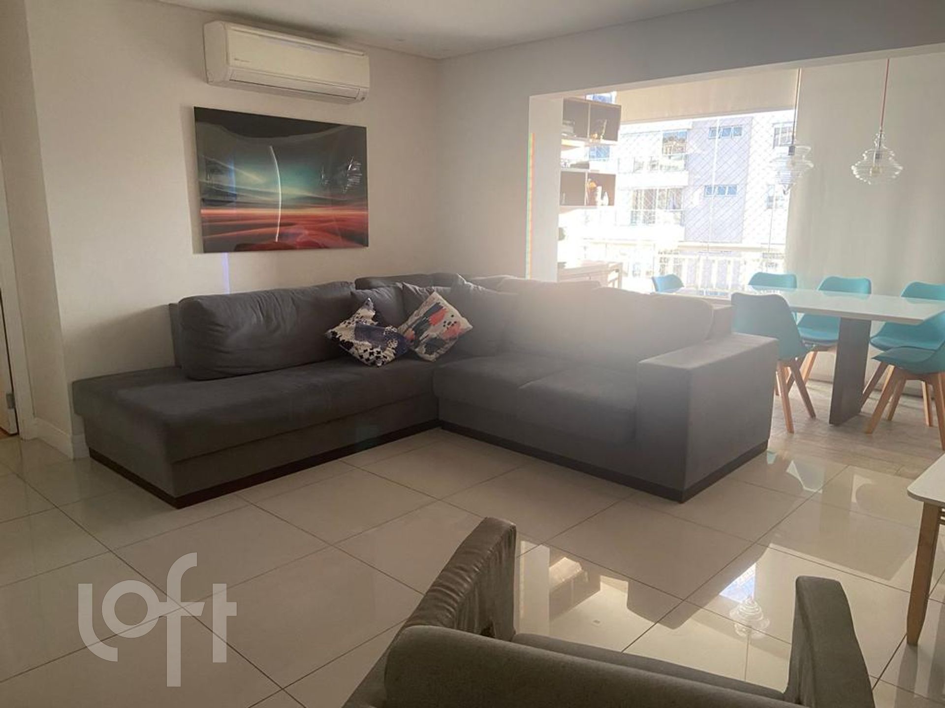 Apartamento à venda com 3 quartos, 120m² - Foto 1