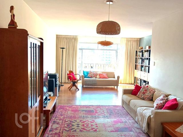 Apartamento com 120m², 3 dormitórios, 1 suíte, 1 vaga, Bom Fim em Porto Alegre